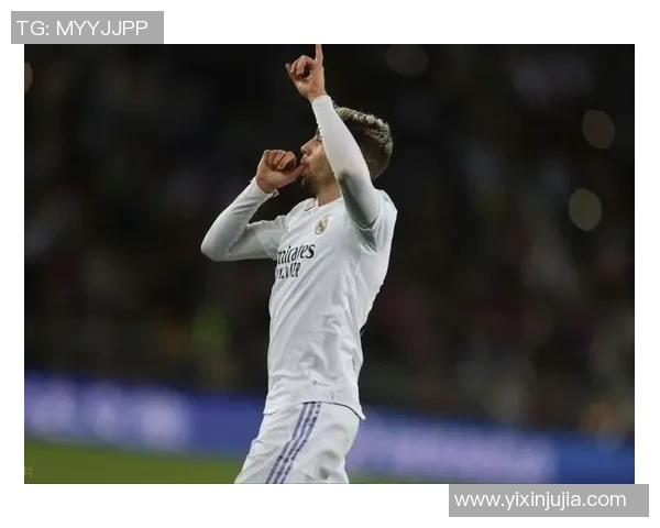 比利亚雷亚尔与皇马激战第三轮精彩集锦回顾与分析